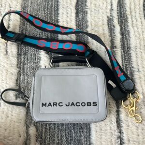 Marc Jacobs lunch box purse with detachable strap